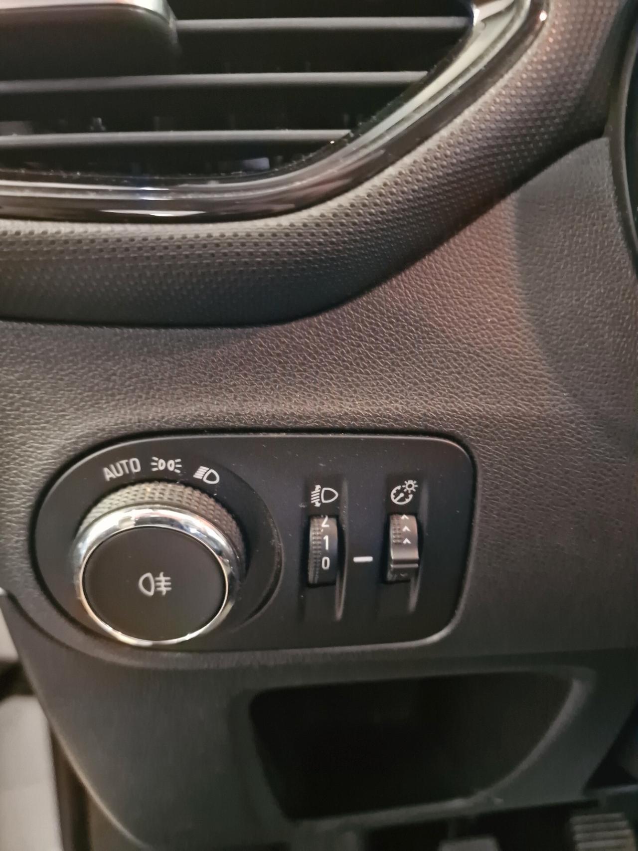 Opel Crossland X 1.6 ECOTEC, 115 mila chilometri