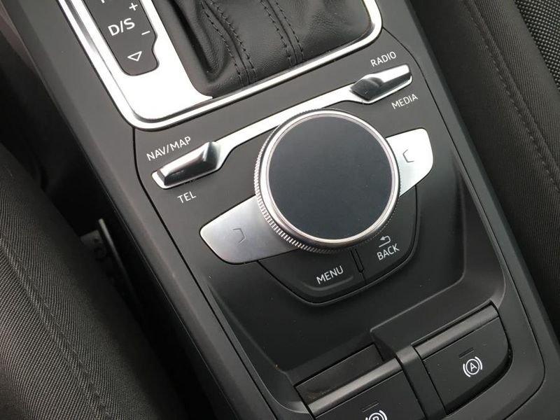 Audi Q2 35 TFSI S-Tronic Business Advanced SUPER-ACCESSORIATA