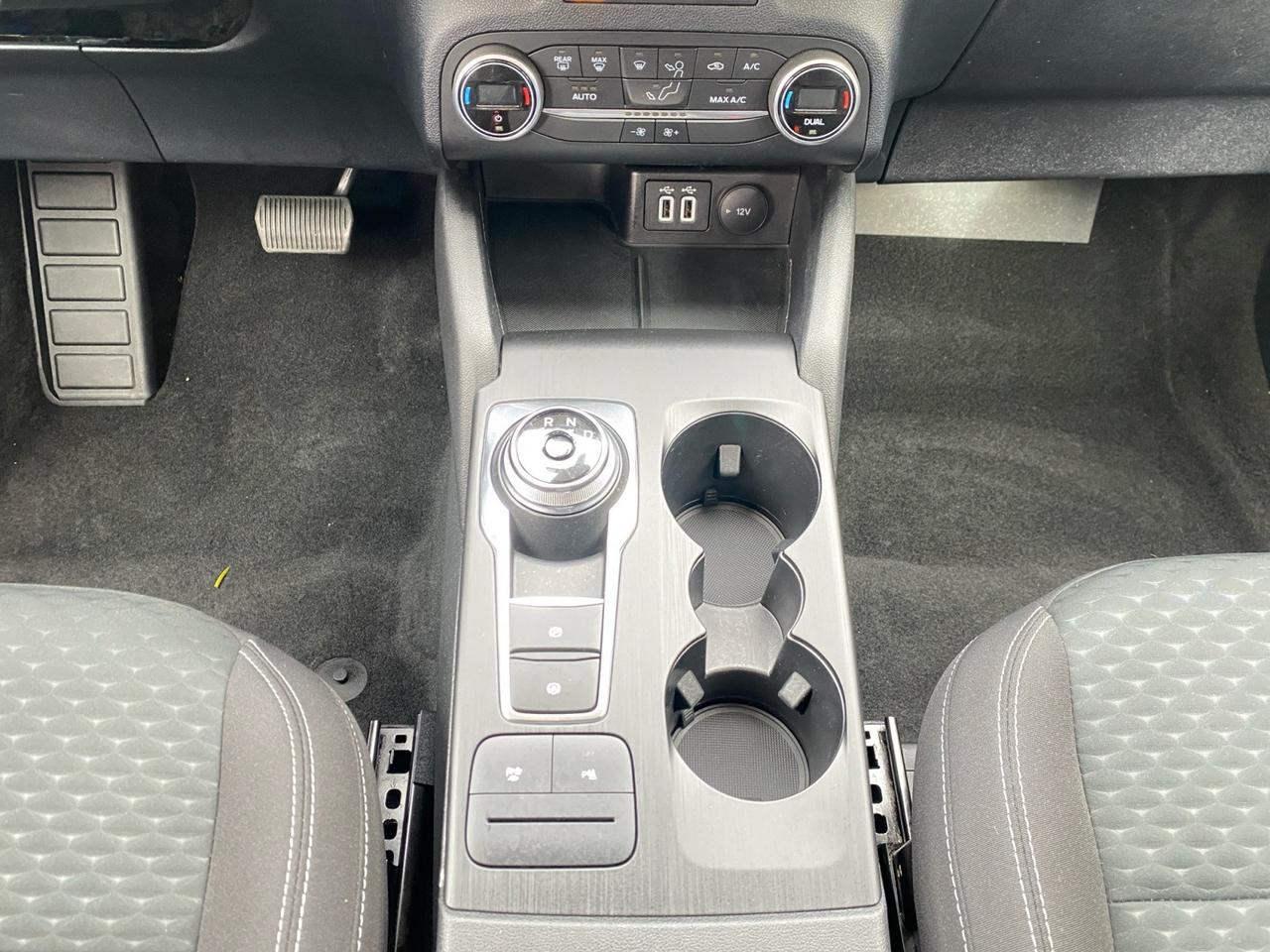 FORD Kuga III 2020 - Kuga 2.5 full hybrid Connect 2wd 190cv e-shifter