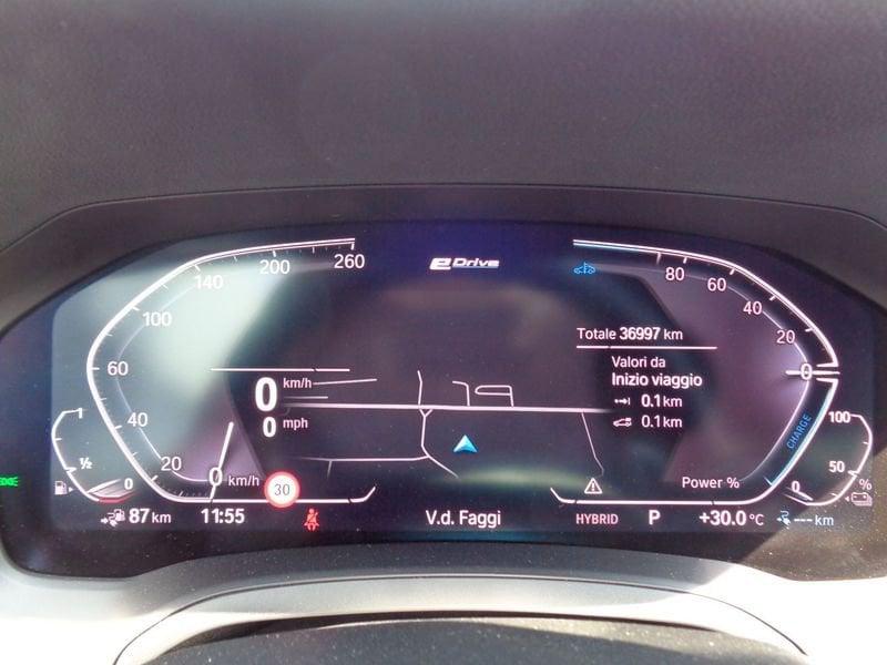 BMW Serie 3 330e xDrive Touring Msport