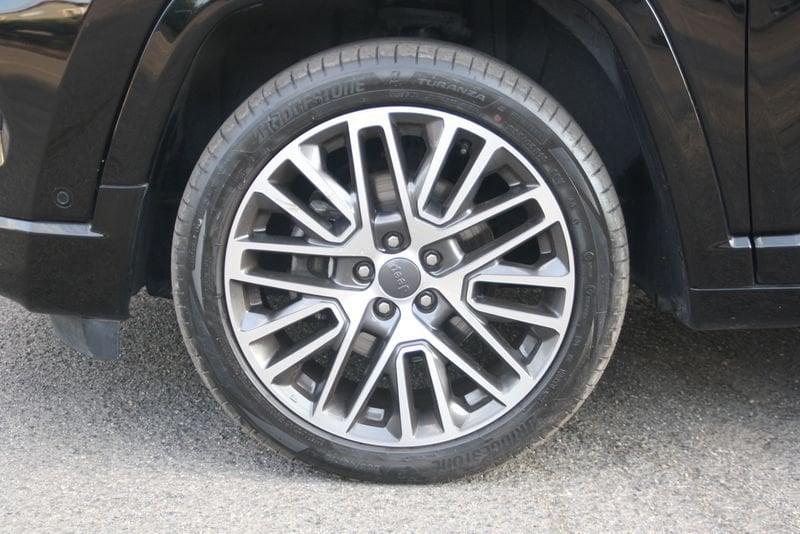 Jeep Compass Compass 1.5 turbo t4 mhev Summit 2wd 130cv dct