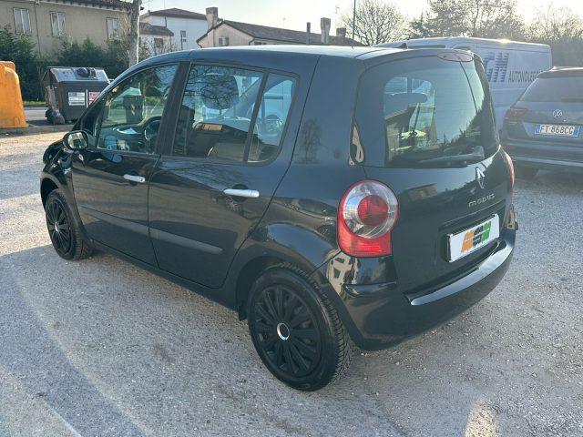 RENAULT Modus 1.2 16V Dynamique