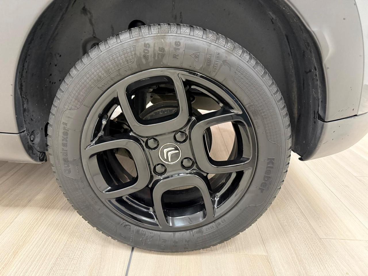 Citroen C4 Cactus Shine 82 cv