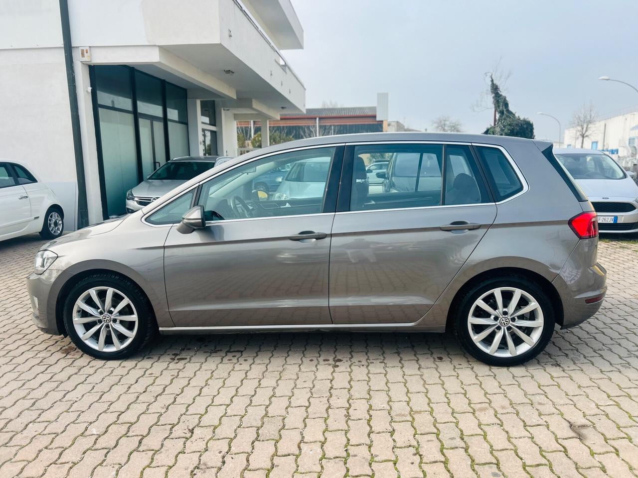 Volkswagen Golf Sportsvan Variant Business 1.6 TDI 110 CV DSG Highline BMT