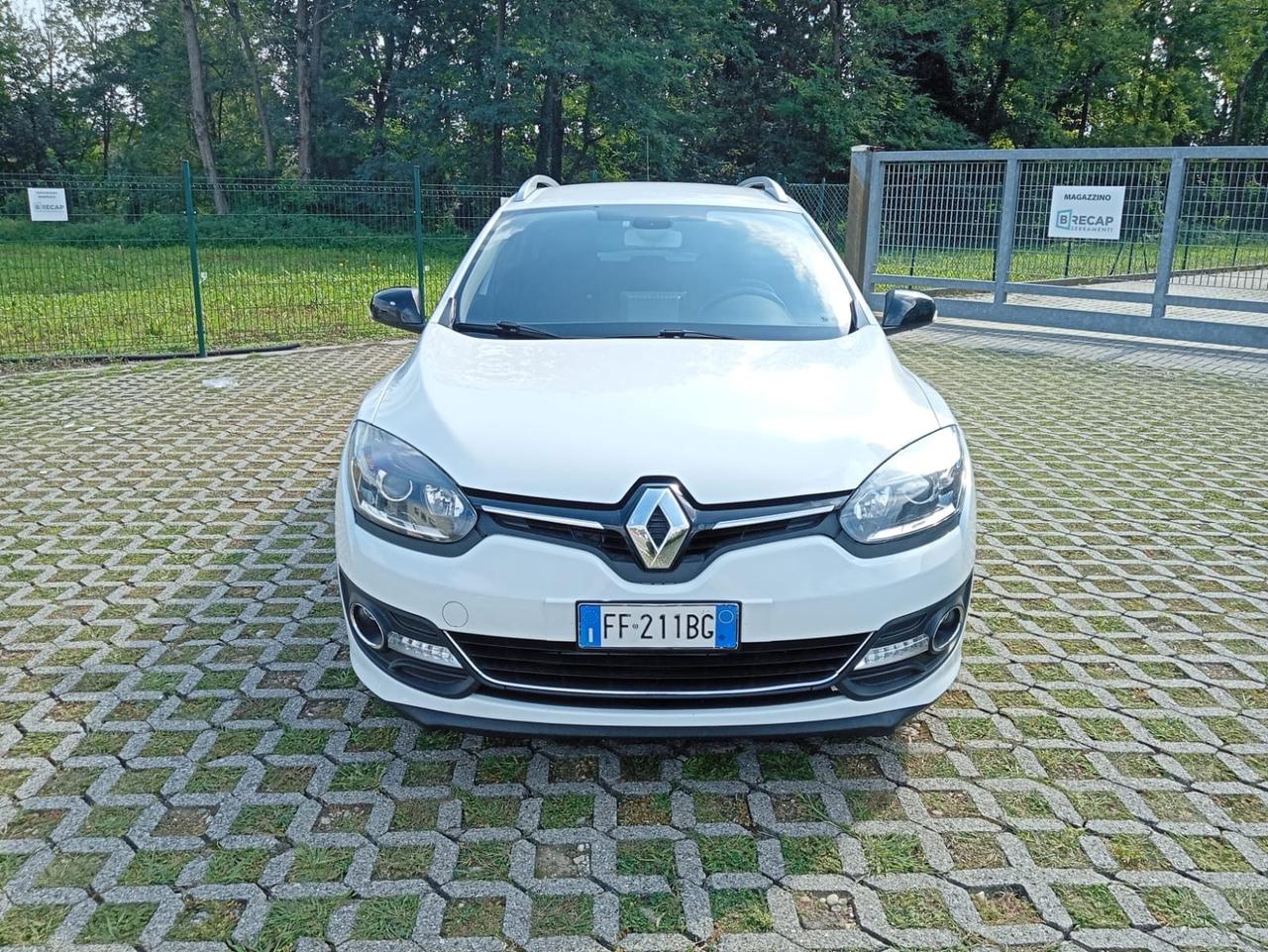 Renault Megane dCi 110CV Start&Stop*Apple car play*Euro 6