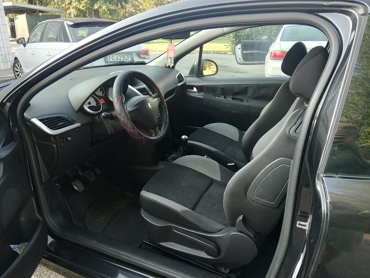 Peugeot 207 1.4 8V 75CV 3p. Energie Sport ECO GPL