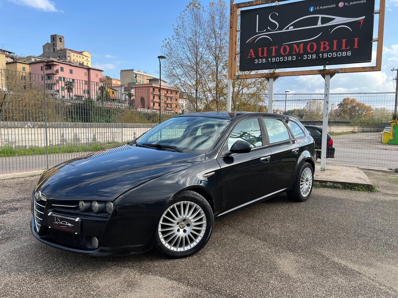 Alfa Romeo 159 1.9 JTDm Sportwagon Distinctive