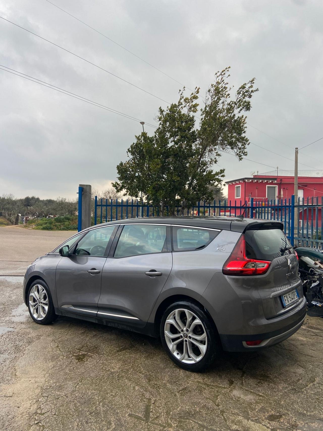 Renault Grand Scenic 7 posti 91.000 km dci 150 cv