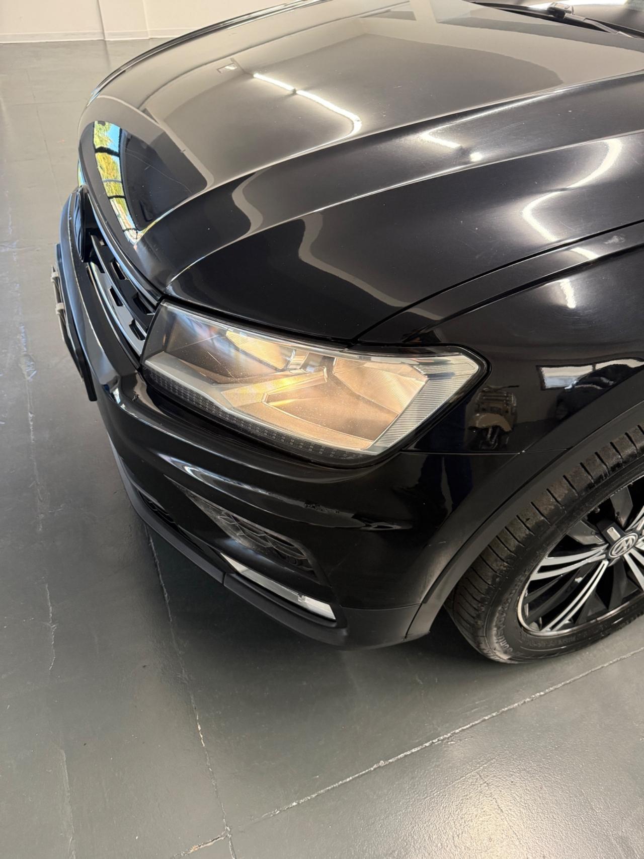 Volkswagen Tiguan 2.0 TDI SCR 4MOTION Business BlueMotion Technology