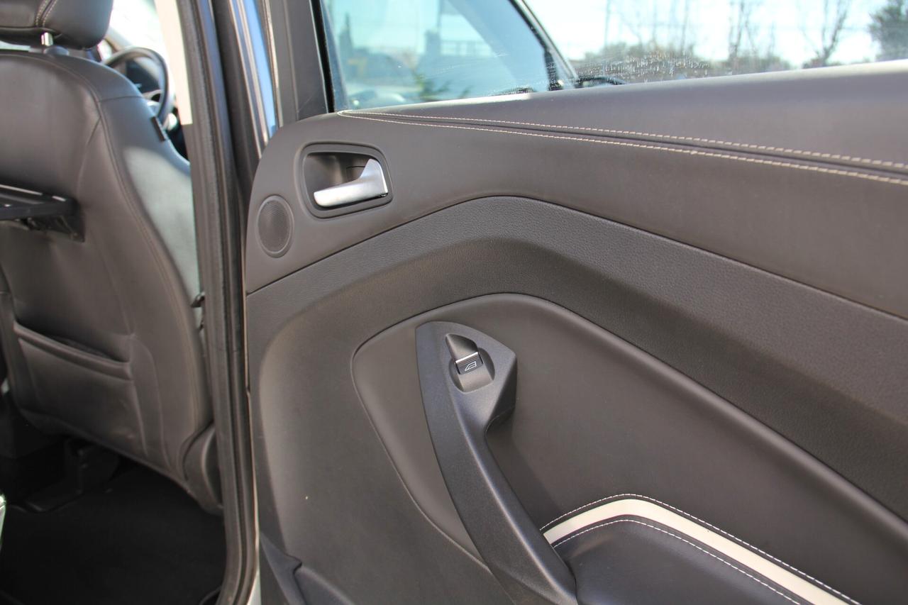 Ford Kuga 2.0 TDCI S&S 4WD Powershift Vignale (KW 110 CV 150)