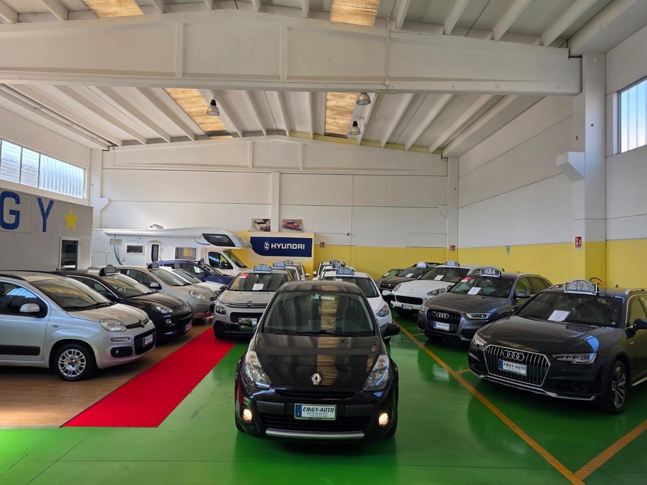 Renault Clio 1.2 16V 3 p. Luxe Neopatentati