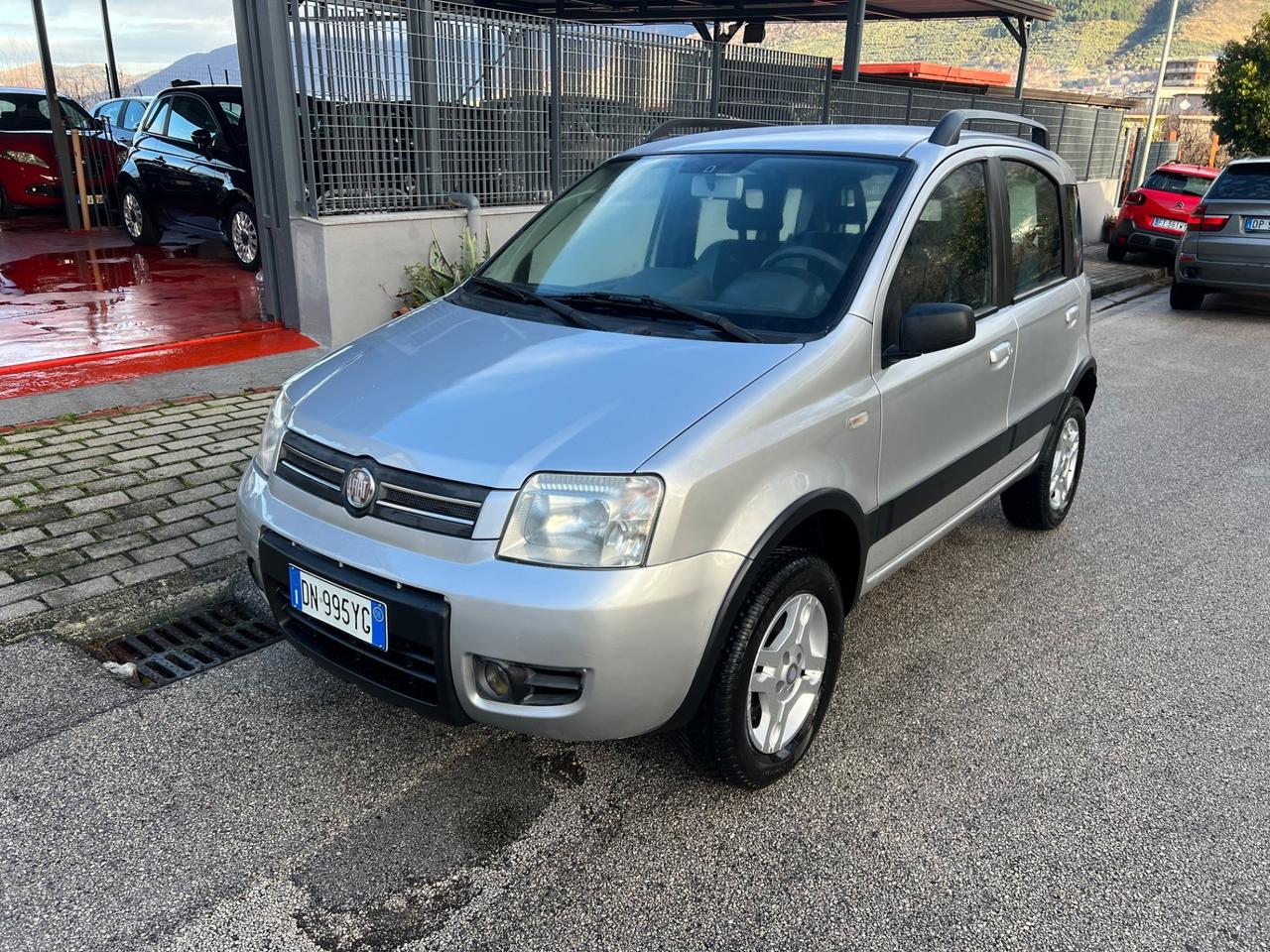 Fiat Panda 1.3 Multijet 75cv 4x4 Gancio traino Climbing