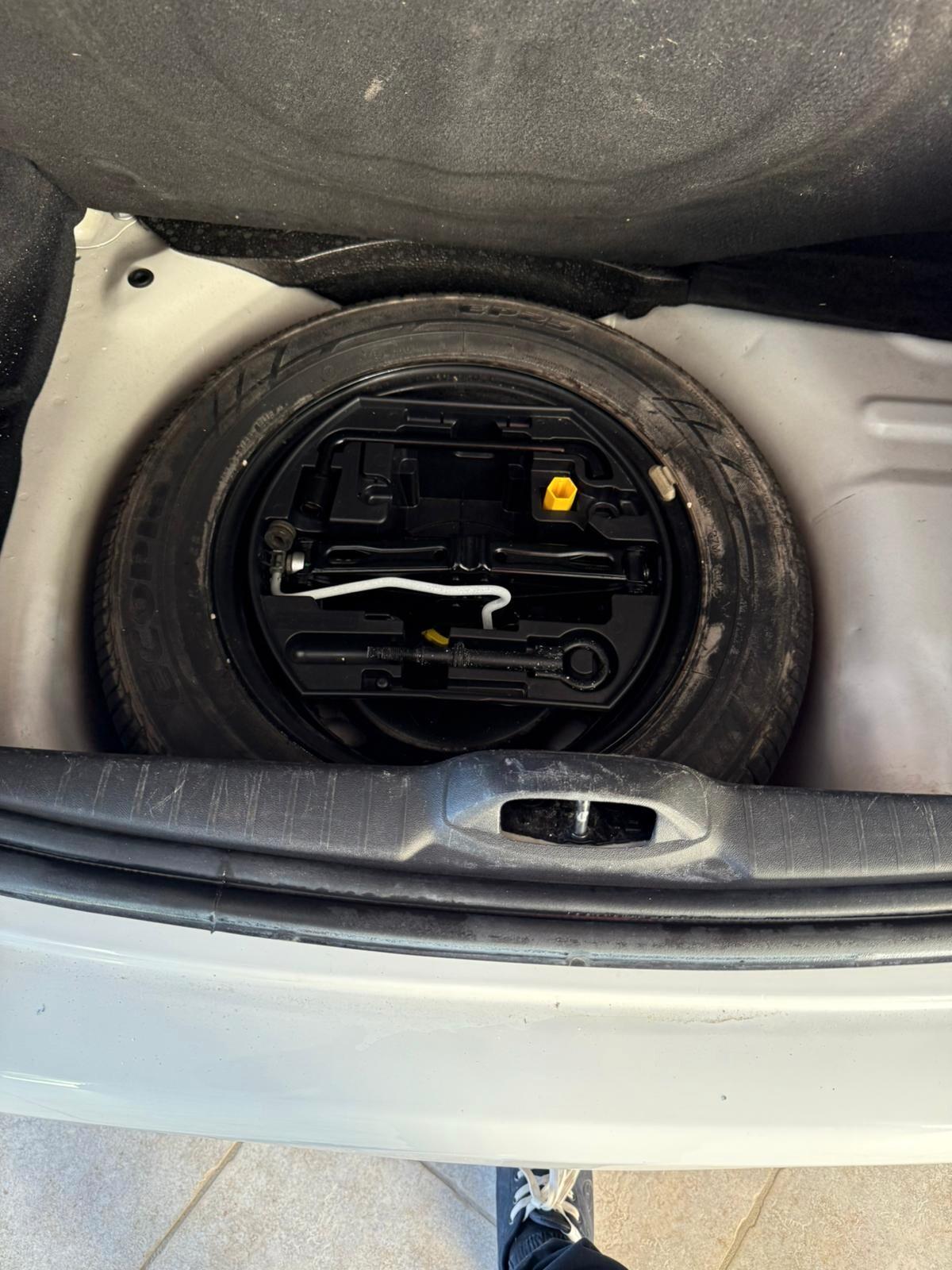 Peugeot 208 1.4 HDi 68 CV 5 porte Allure OTTIMA X NEOPATENTATI