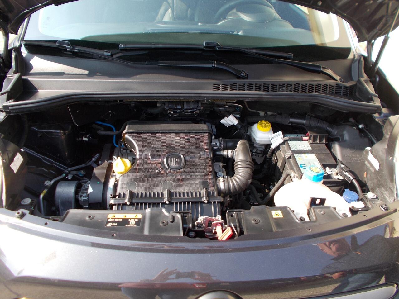 Fiat 500L 1.4 95 CV S&S Cross