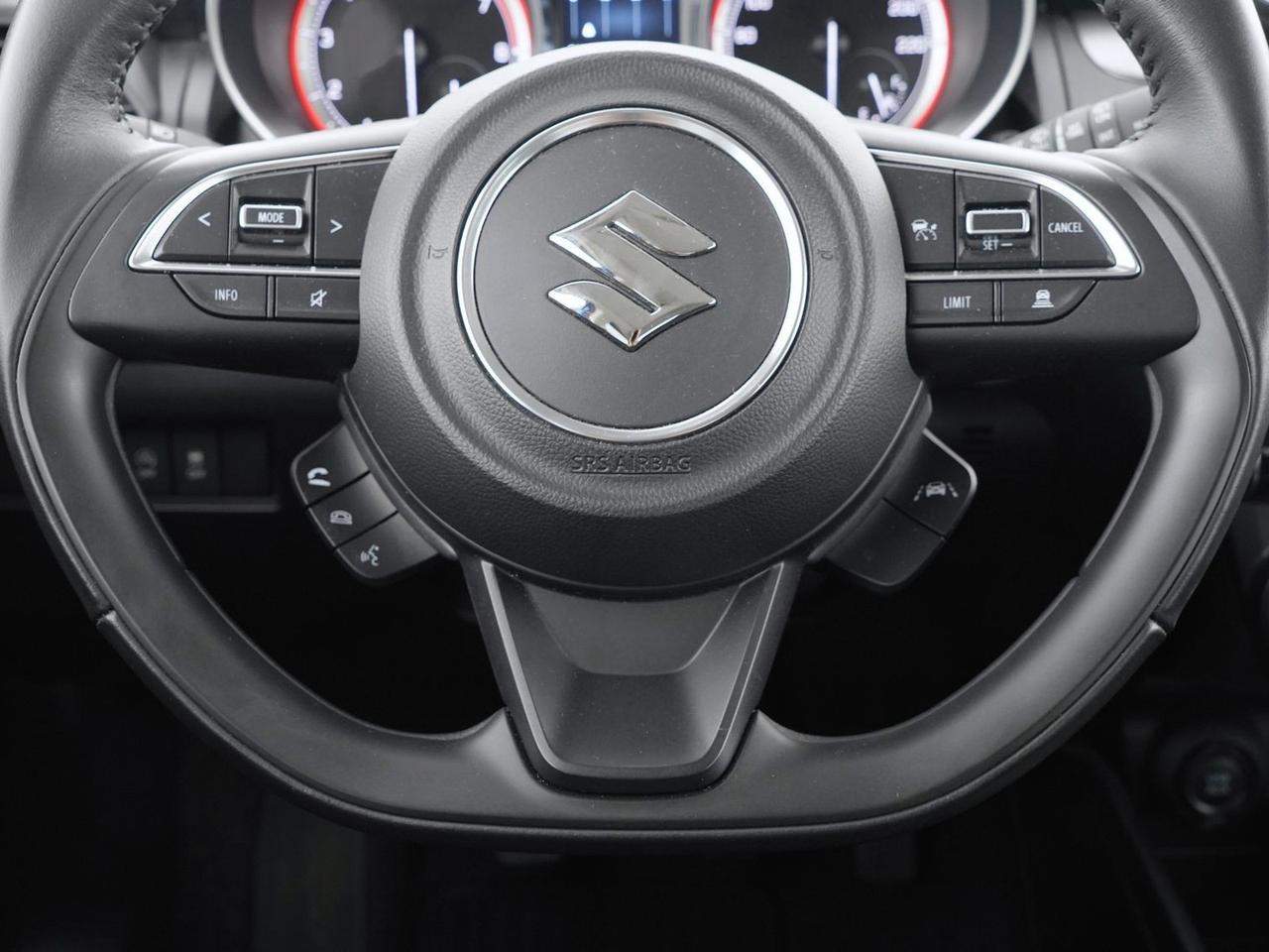 Suzuki Swift 1.2 dualjet hybrid top 2wd