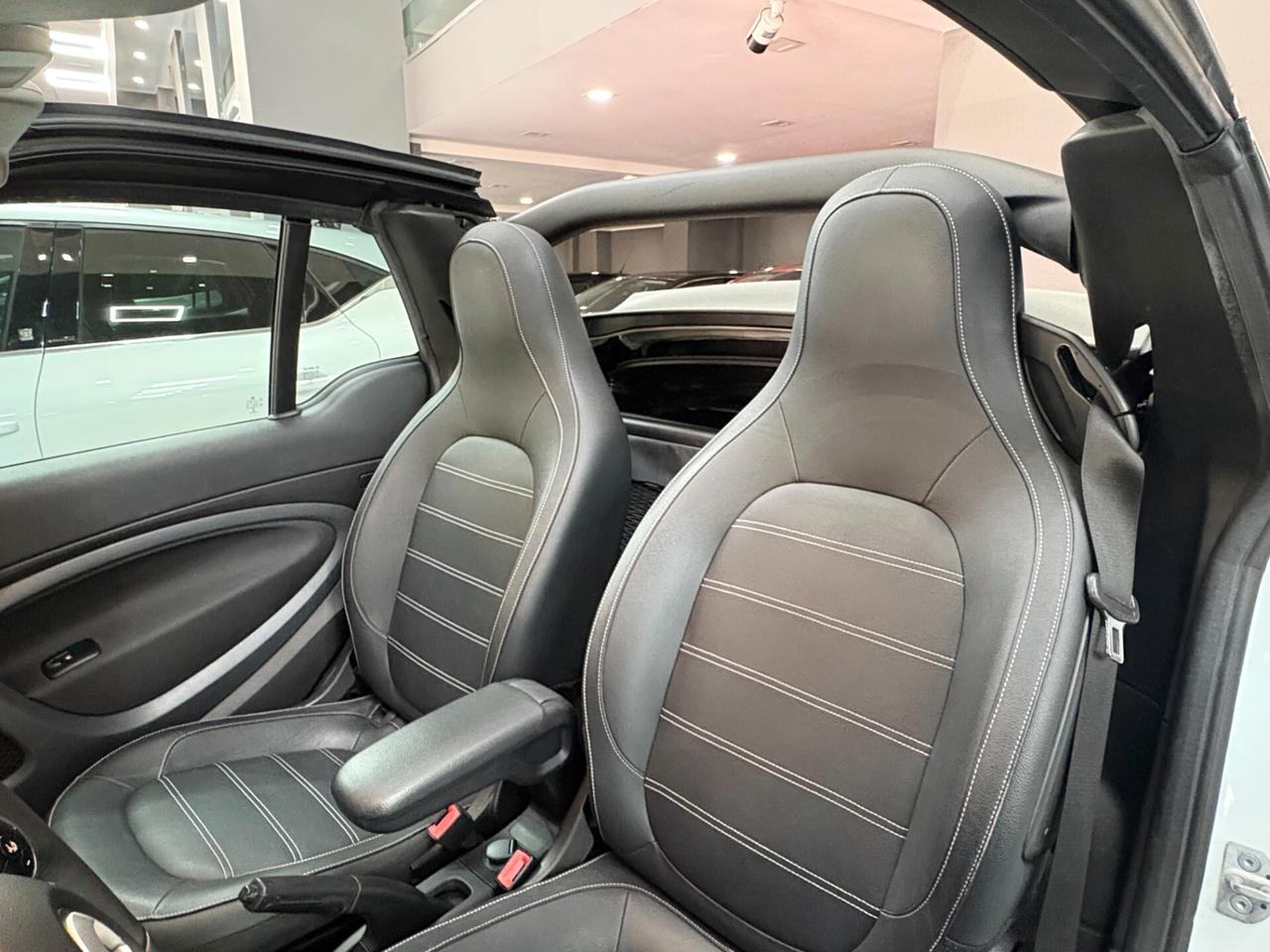 smart forTwo Cabrio EQ Prime 22kW ITALIANA