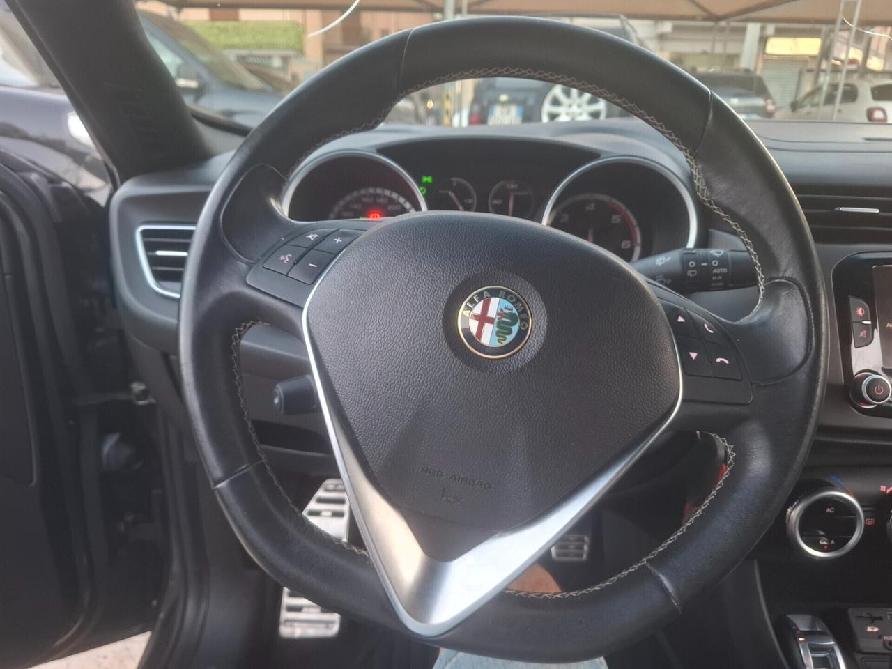 Alfa Romeo Giulietta - 1.6 JTD Esclusive |