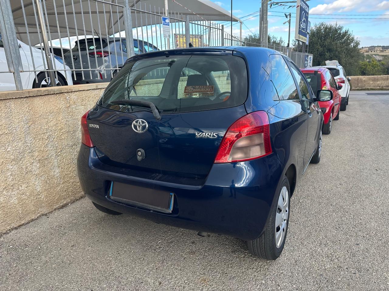 Toyota Yaris 1.4 D-4D 3 porte Sol