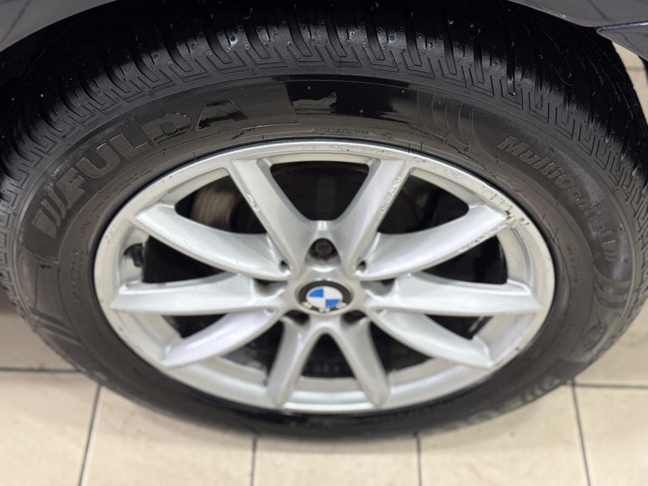 Bmw serie 2 luxury 218d full optional