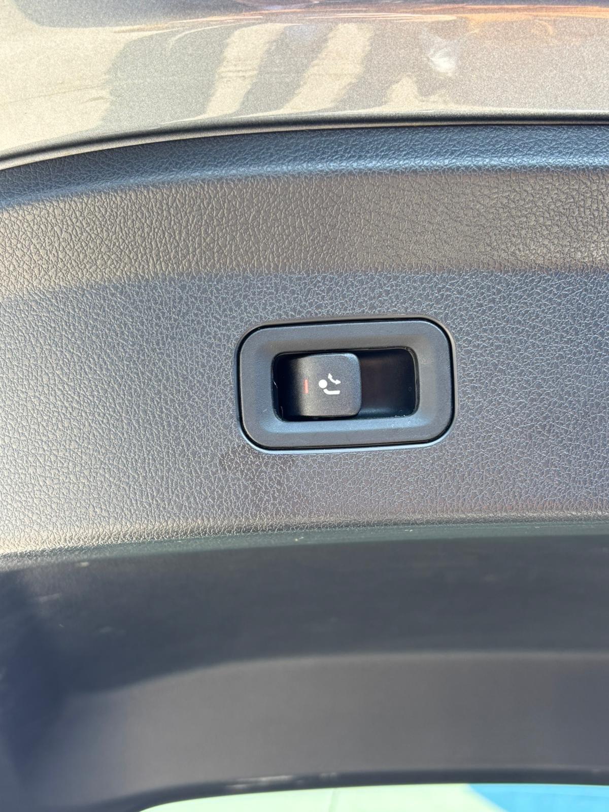 MERCEDES-BENZ GLE 400 d 4MATIC COUPÉ – AMG LINE | PREMIUM PRO