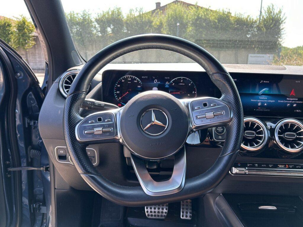 Mercedes GLA 200 200 D Premium 8G-DCT
