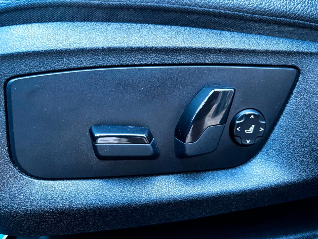 Bmw 520d Touring Luxury Led ambient - 2019