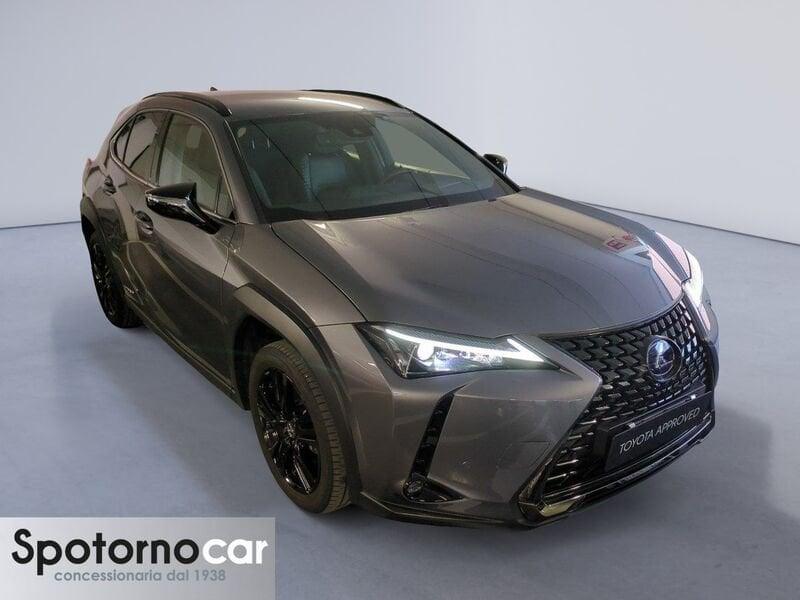 Lexus UX Hybrid Midnight