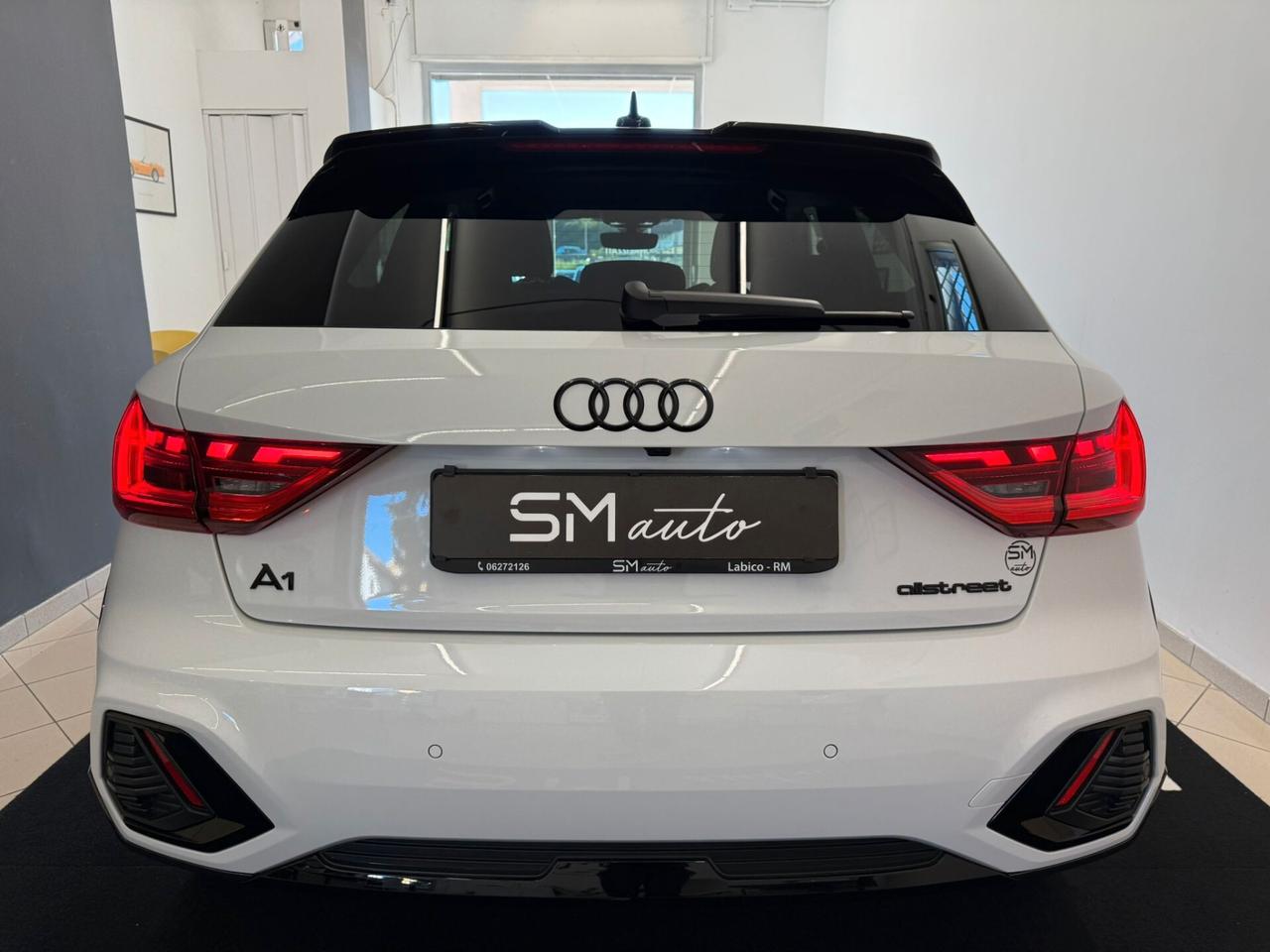 Audi A1 allstreet 30 TFSI S tronic Identity Contrast