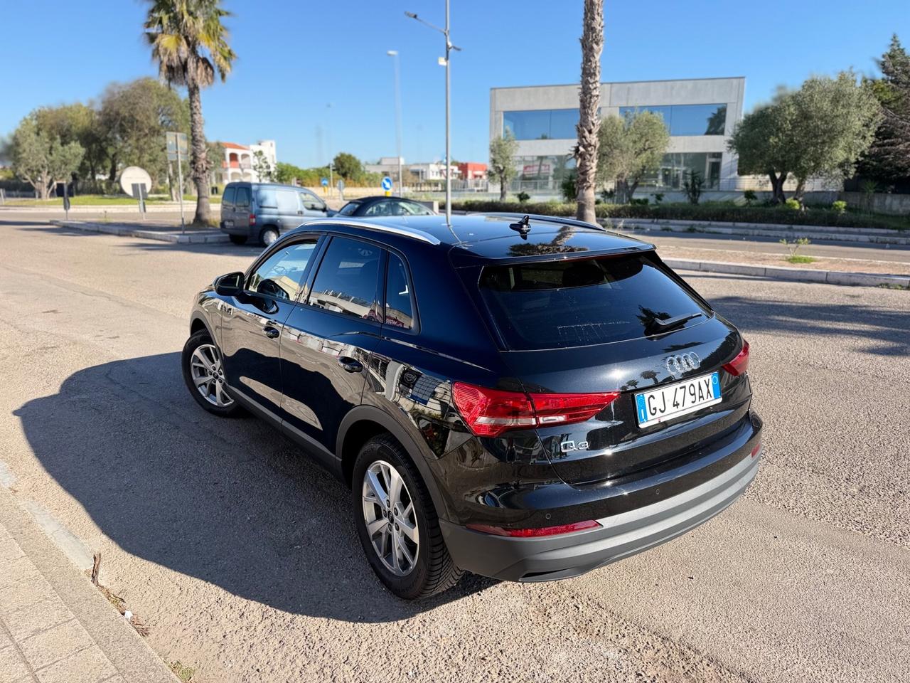 Audi Q3 35 TDI S tronic Business Advanced