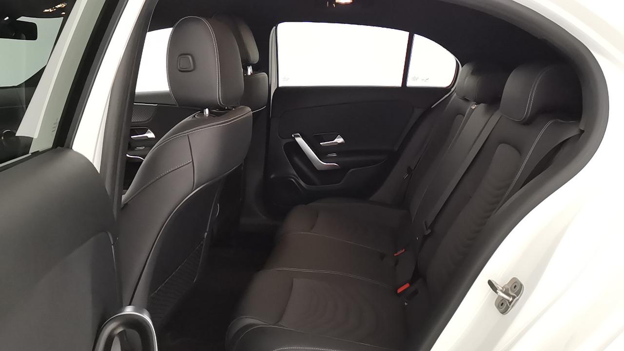 Mercedes-Benz Classe A - W177 2023 - A 250 e phev Progressive Advanced auto