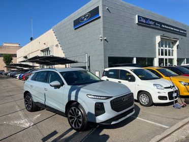 AUDI Q3 TDI 110 kW S tronic Business Advanced New Model