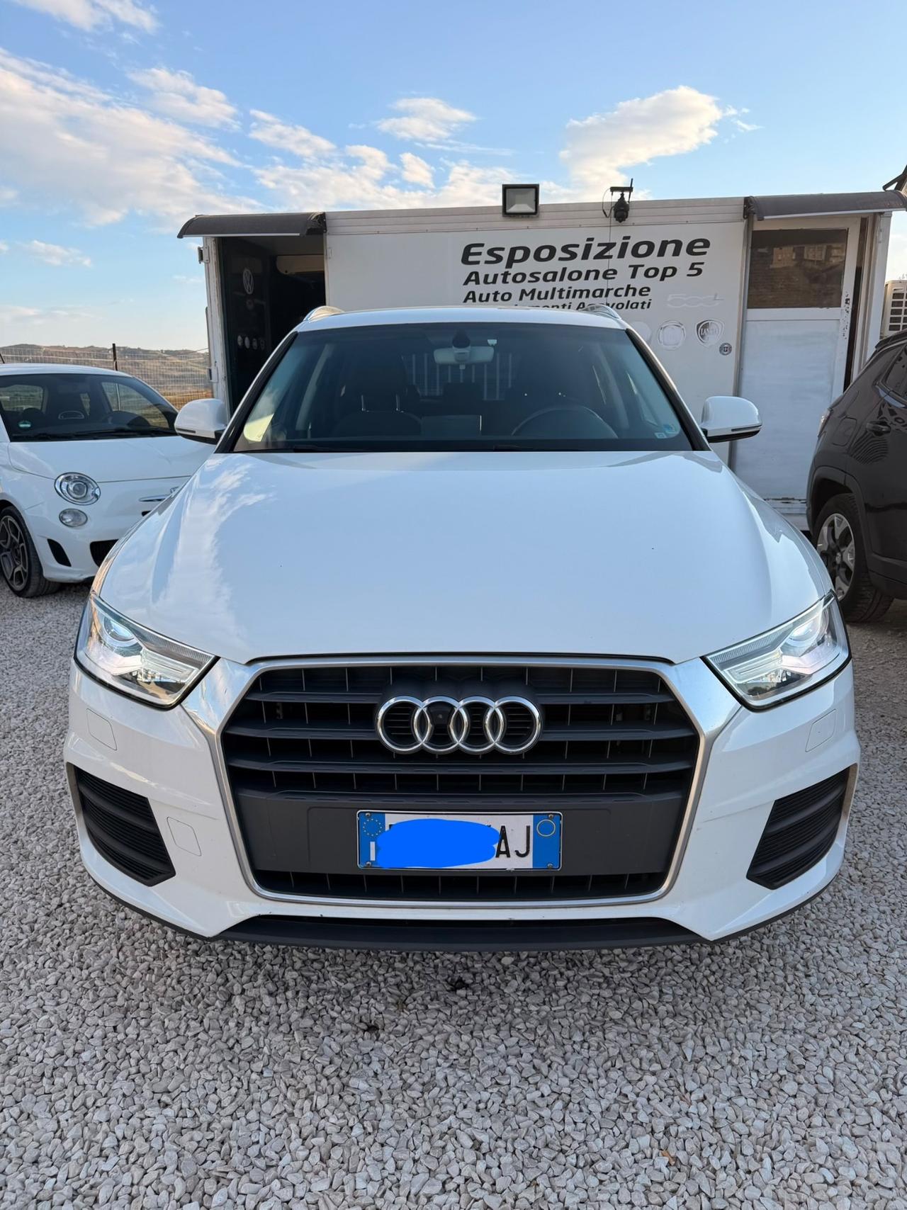 Audi Q3 2.0 TDI 150 CV anno 2016 con gancio traino
