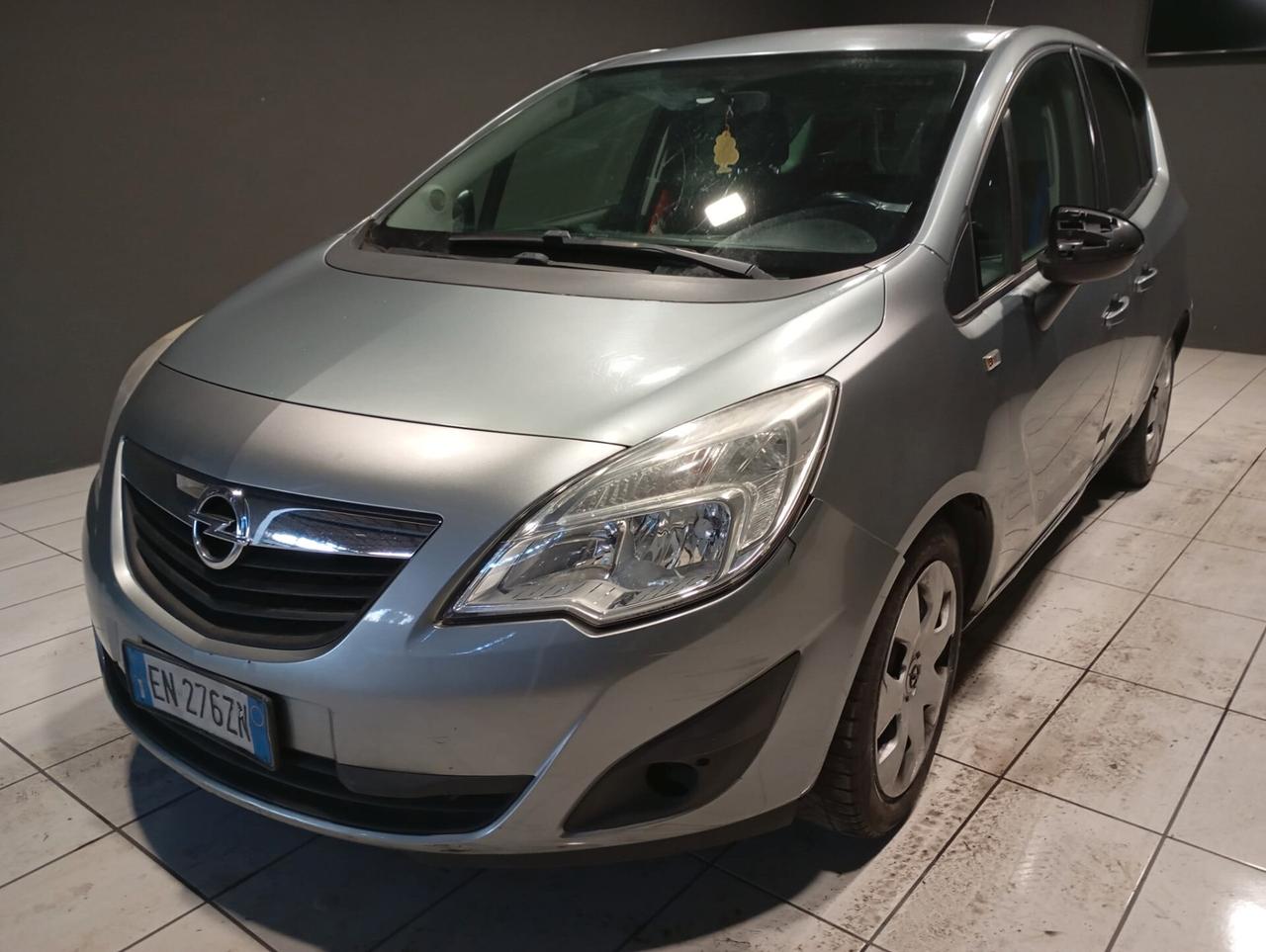 Opel Meriva del 2012 -DIESEL EURO 5B 120.000 km -