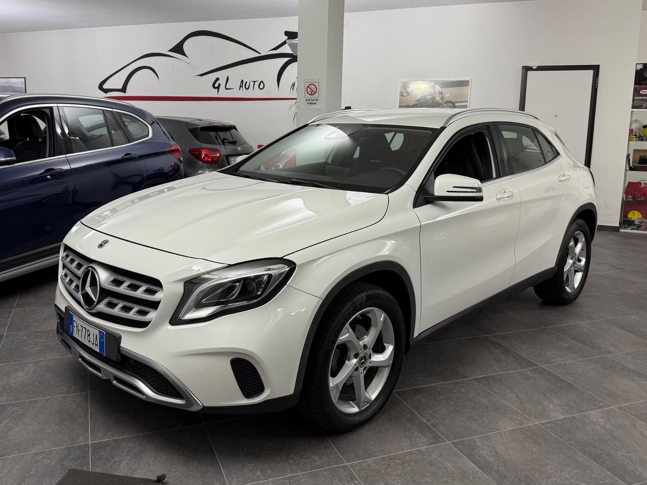 Mercedes-benz GLA 200 d Automatic 2.2 136 Cv Motore Mercedes