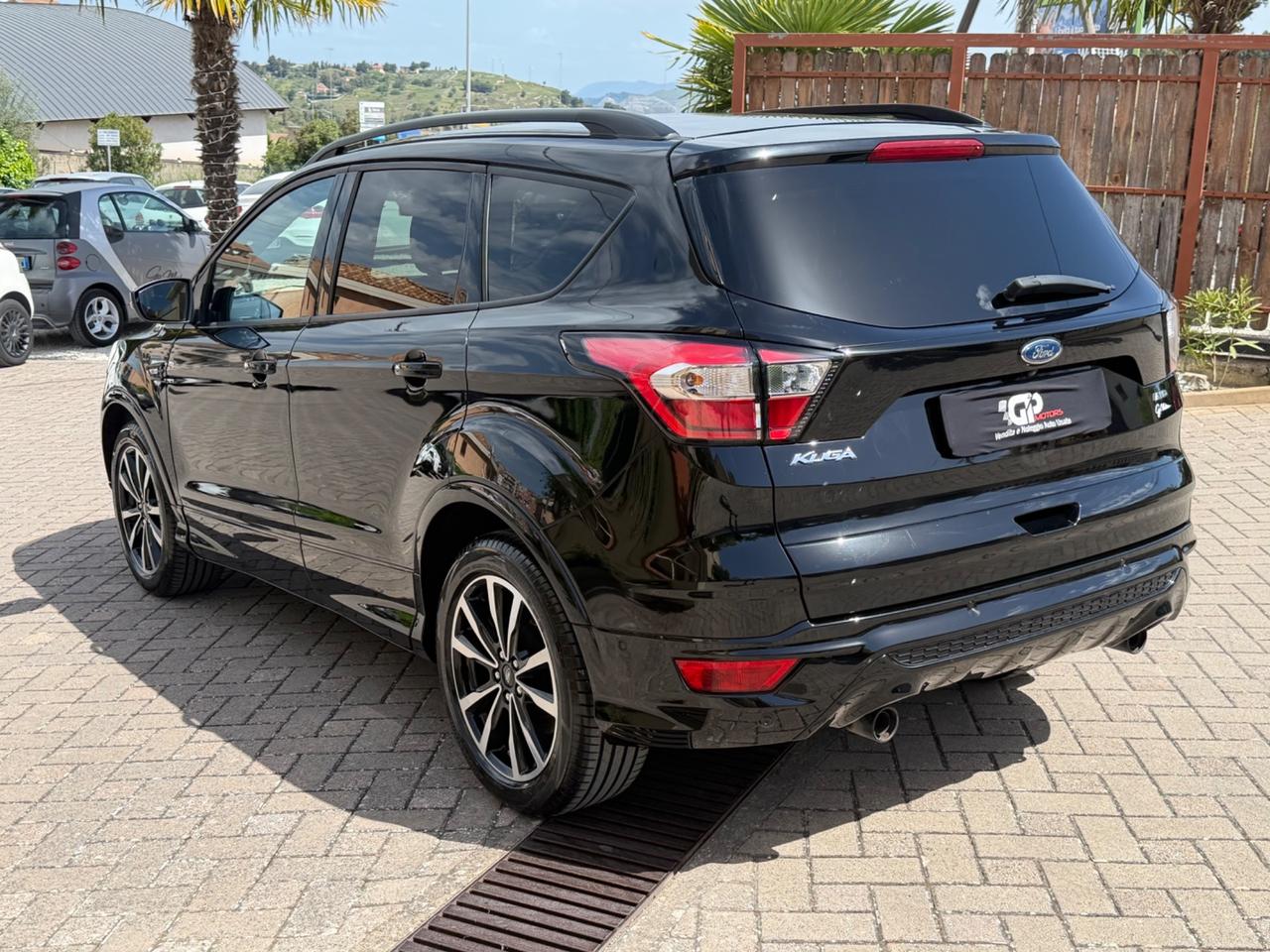 Ford Kuga 2.0 TDCI 150 CV S&S 4WD Powershift Vignale