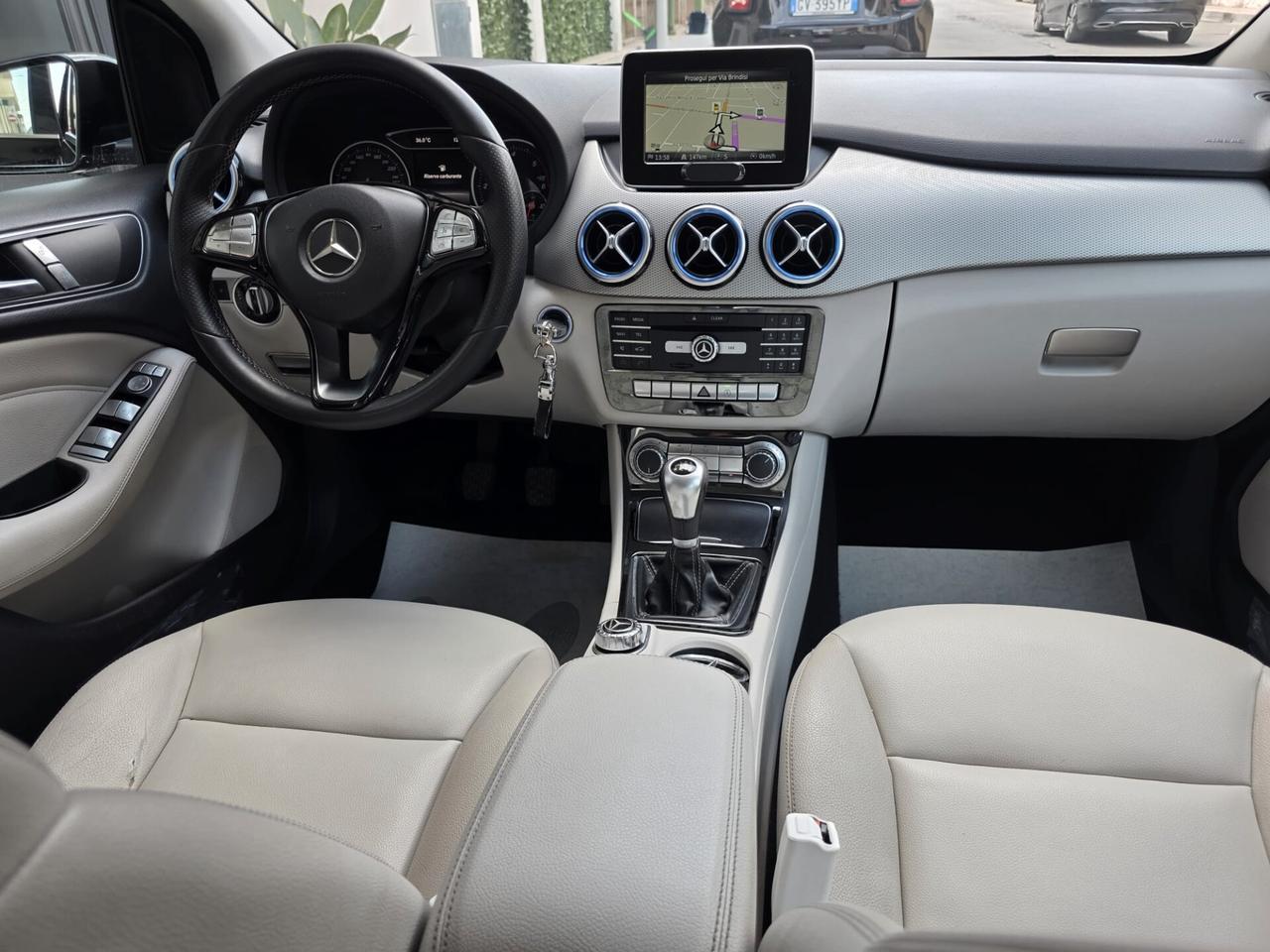 Mercedes-benz B 180 CDI Premium+Cerchi 18+Pelle Totale..