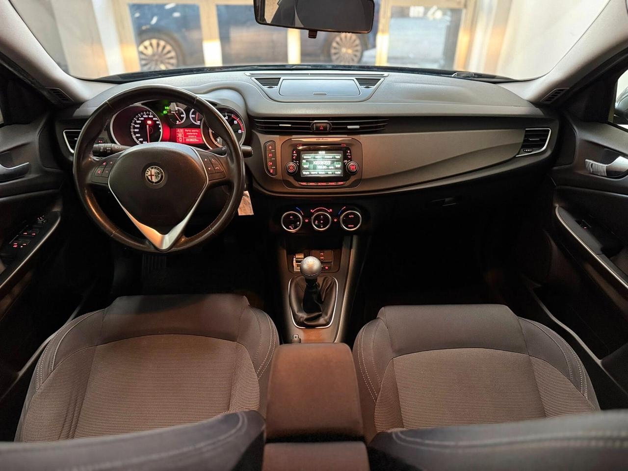 Alfa Romeo Giulietta 1.6 JTDm-2 105 CV Distinctive