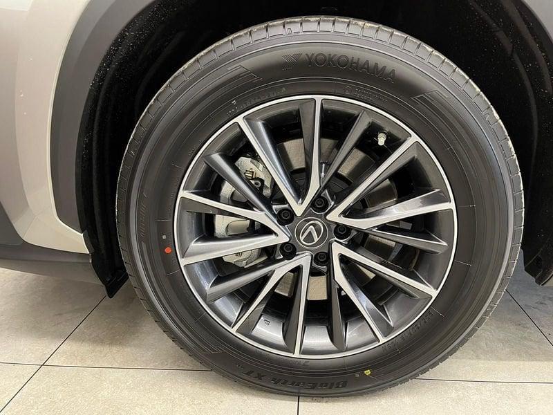 Lexus NX NX Plug-in 4WD Premium