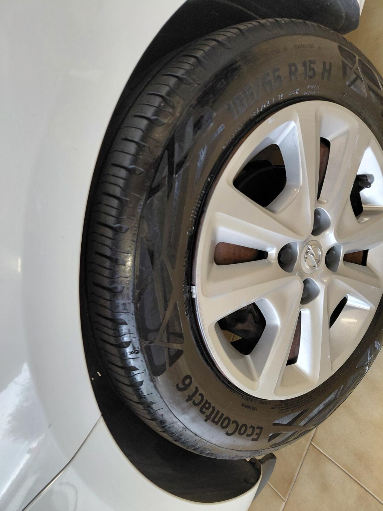 OPEL CORSA ANNO 2015 BZ GPL ADATTA NEOPATENTATI KM 162 MILA
