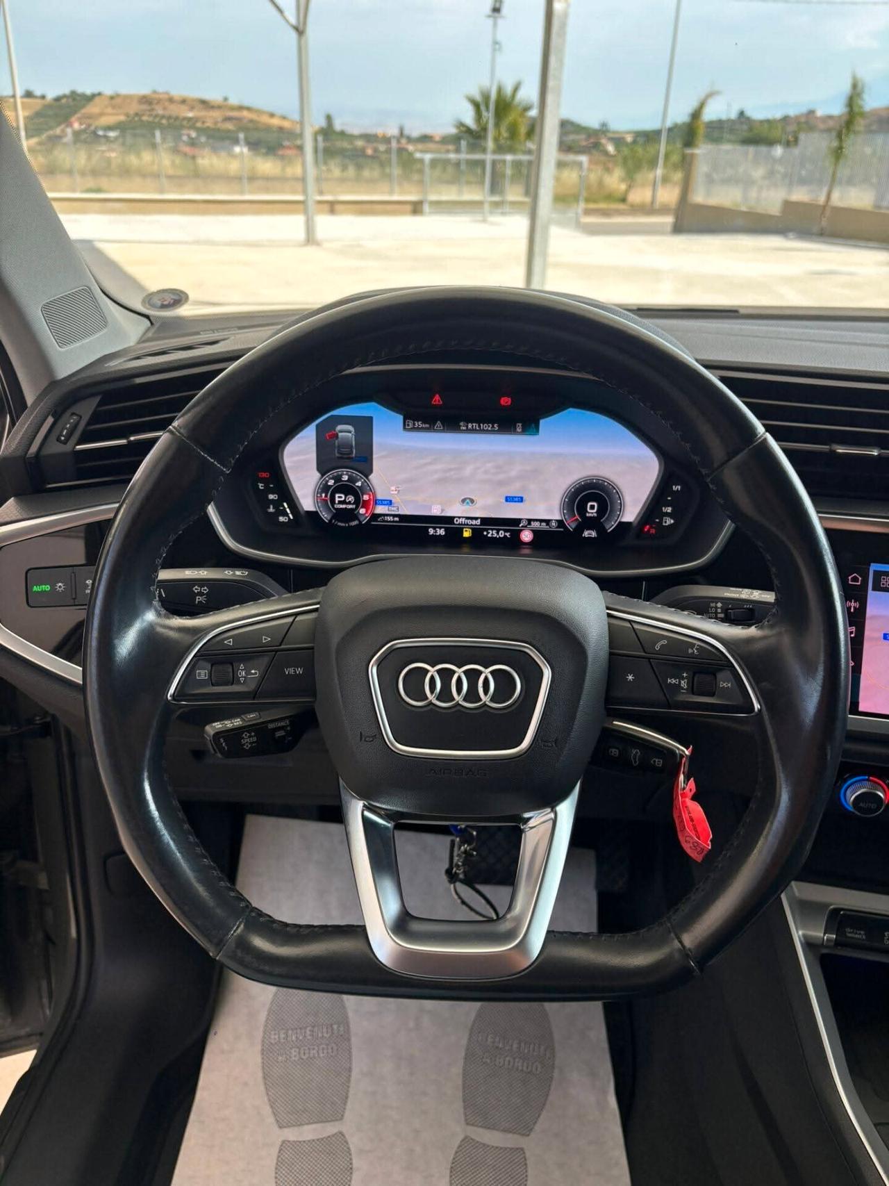 Audi Q3 2.0 Tdi SportBack 150 CV Sport !'!'!