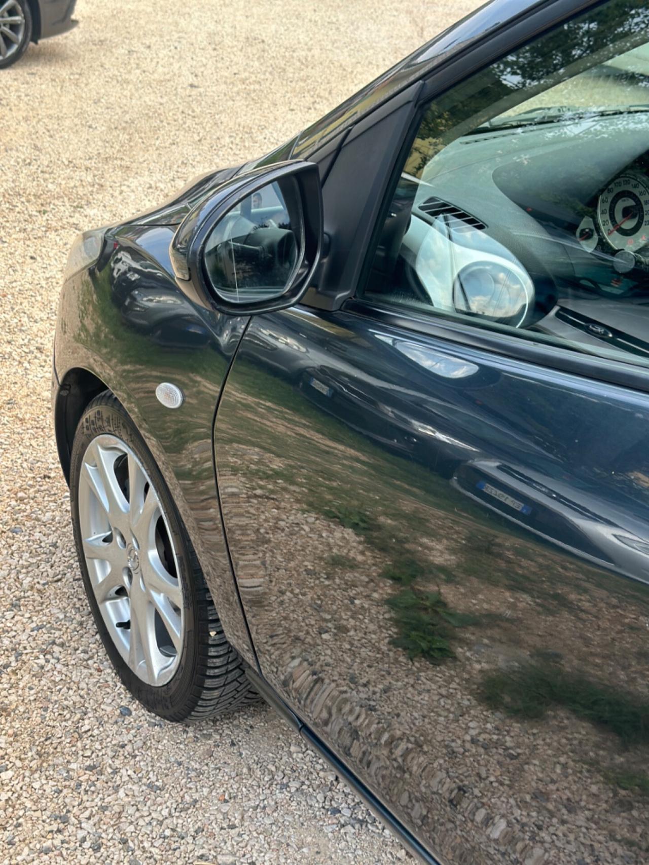 Mazda 2 1.3 16V 75CV 5P PLAY KMCERT NEOPAT UNICOPR