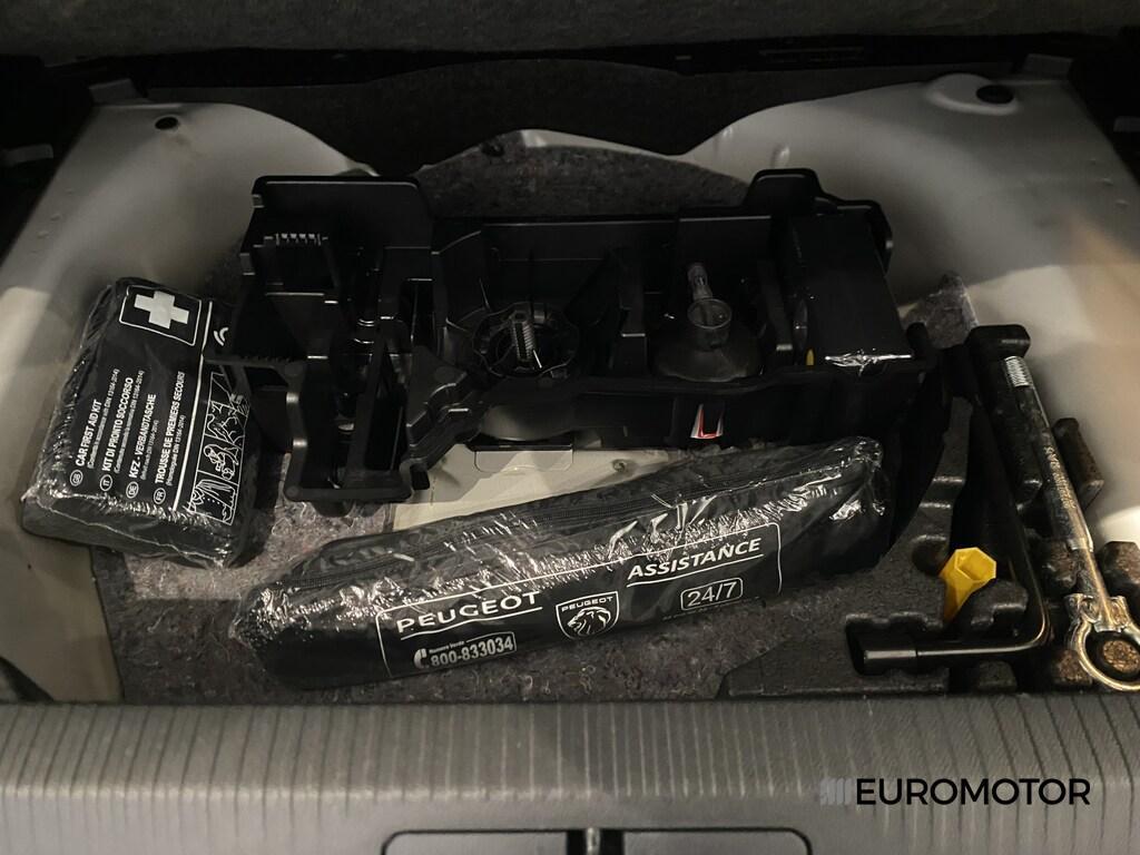 Peugeot 2008 1.5 BlueHDi Allure Pack