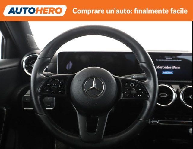 MERCEDES-BENZ A 180 d Automatic Business Extra