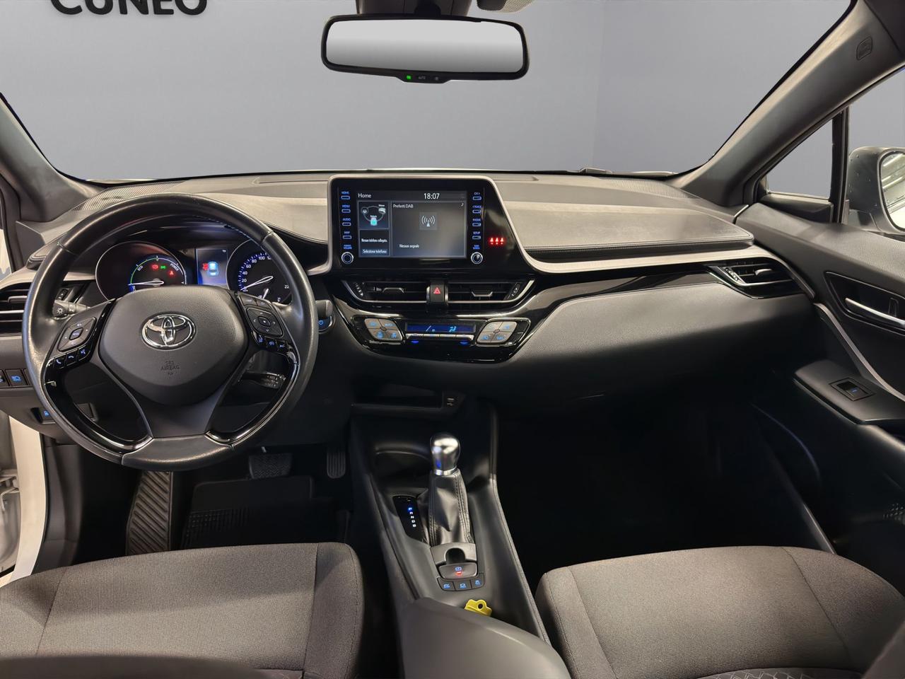 Toyota C-HR 1.8h Active e-cvt