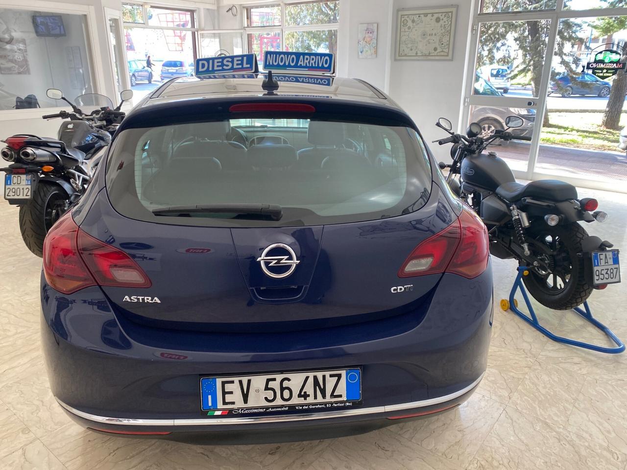 Opel Astra 1.7 CDTI 130CV 5 porte Professional cosmo