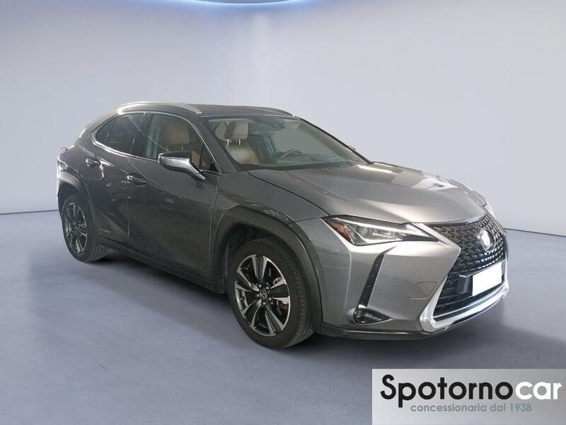 Lexus UX Hybrid Premium 2WD