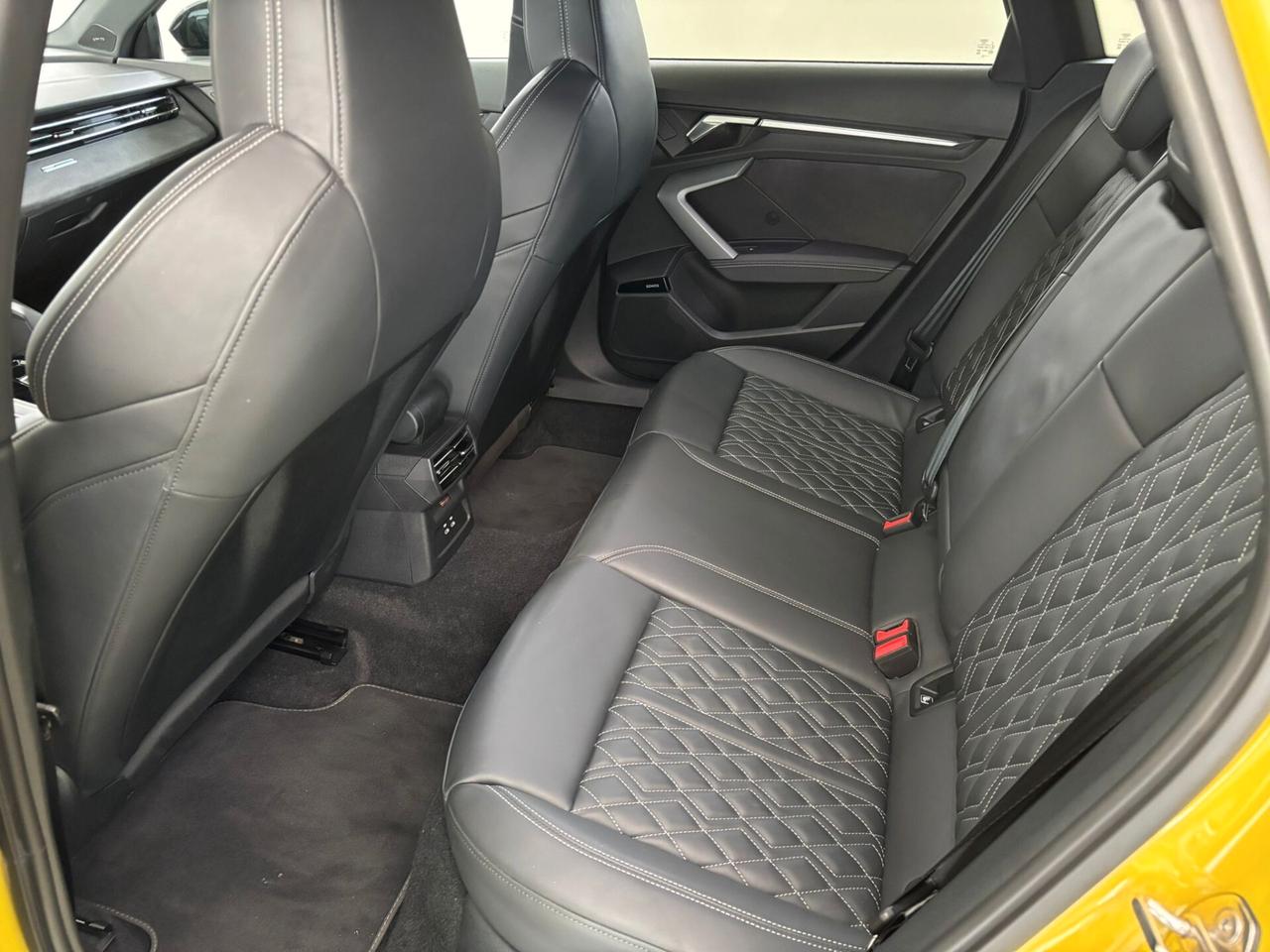 Audi A3 allstreet 35 TFSI S tronic Identity Contrast