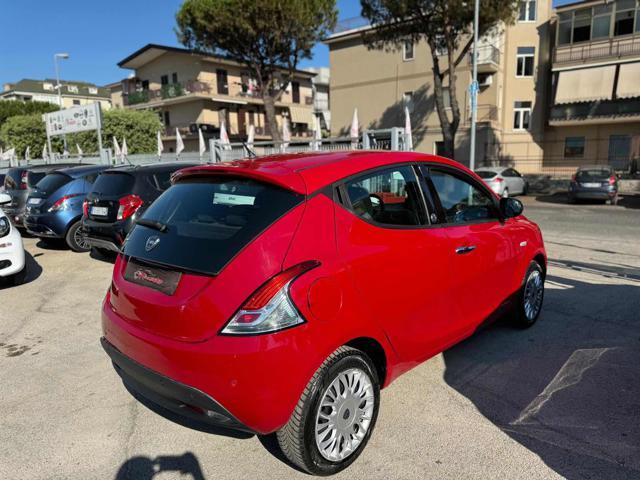 LANCIA Ypsilon 1.2 69 CV 5 porte GPL Ecochic Gold