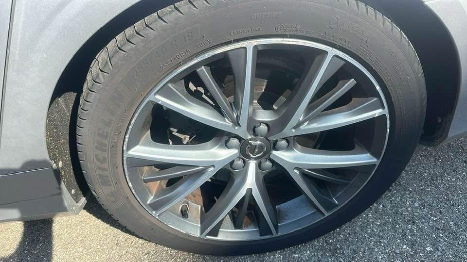 Volvo V90 D4 Business Plus