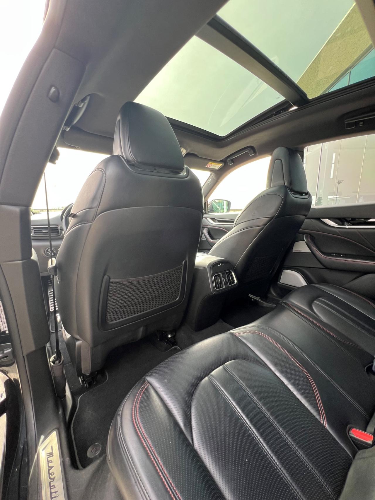 Maserati Levante 3.0 V6 Gransport 350cv auto - possibilità noleggio no scoring